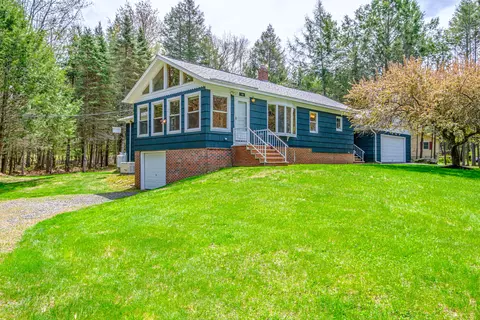158 Hearthside Rd, Standish, ME 04084