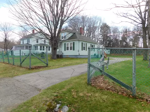 15 N Green St, Greenville, ME 04441