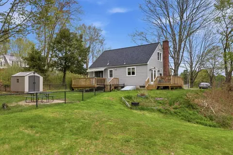 Exterior - 265 Windham Center Rd, Windham, ME 04062 photo 7 of 13