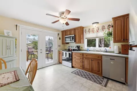 Kitchen - 265 Windham Center Rd, Windham, ME 04062 photo 2 of 3