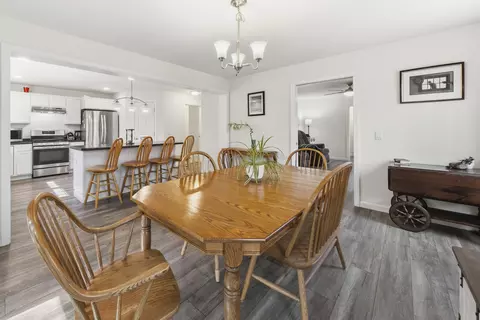 Dining - 17 N Ridge Rd, Cushing, ME 04563 photo 2 of 4