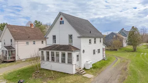 45 2nd St, Milo, ME 04463