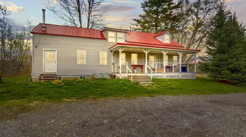 Exterior - 3950 W River Rd, Sidney, ME 04330 photo 1 of 4
