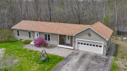31 Frost Hill Rd, Norway, ME 04268