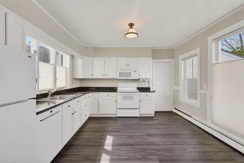 Kitchen - 997 Washington St, Bath, ME 04530 photo 6 of 7