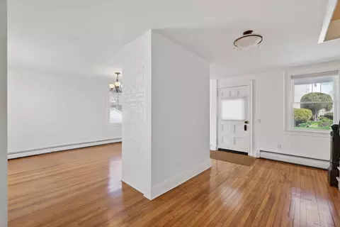 Living - 997 Washington St, Bath, ME 04530 photo 11 of 15