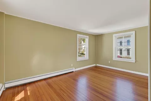 Living - 997 Washington St, Bath, ME 04530 photo 15 of 15
