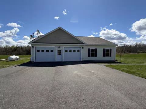 Exterior - 207 Corinth Rd, Hudson, ME 04449 photo 12 of 14