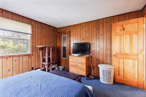 Bedroom - 16 Claire St, Augusta, ME 04330 photo 2 of 5
