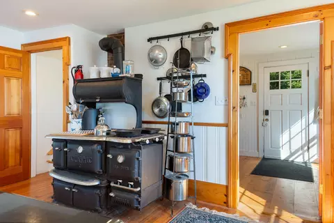 Kitchen - 012 Long Is, Georgetown, ME 04548 photo 5 of 7