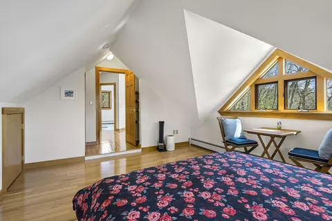 Bedroom - 25 S River Rd, Arrowsic, ME 04530 photo 1 of 5