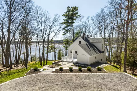 Exterior - 25 S River Rd, Arrowsic, ME 04530 photo 2 of 9