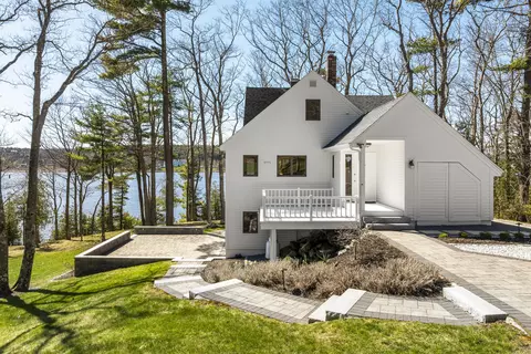 Exterior - 25 S River Rd, Arrowsic, ME 04530 photo 3 of 9