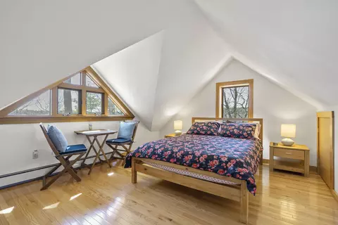 Bedroom - 25 S River Rd, Arrowsic, ME 04530 photo 2 of 5