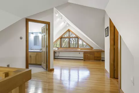 Entry Way - 25 S River Rd, Arrowsic, ME 04530 photo 5 of 7