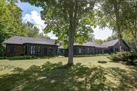 126 Reach Rd, Deer Isle, ME 04627