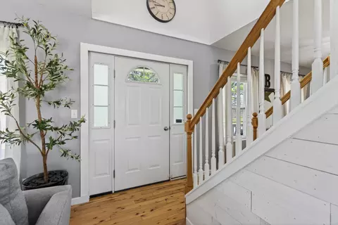 Entry Way - 252 Ossipee Trl E, Gorham, ME 04038 photo 4 of 5
