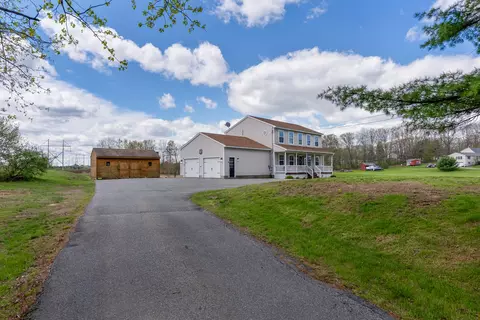 252 Ossipee Trl E, Gorham, ME 04038