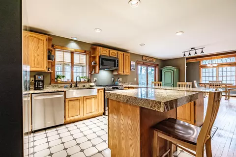 Kitchen - 6 Broadway Ave, Naples, ME 04055 photo 1 of 5