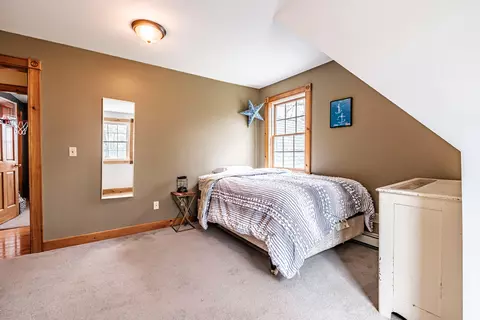 Bedroom - 6 Broadway Ave, Naples, ME 04055 photo 4 of 9
