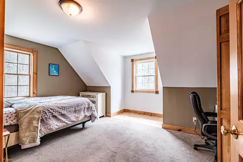 Bedroom - 6 Broadway Ave, Naples, ME 04055 photo 3 of 9