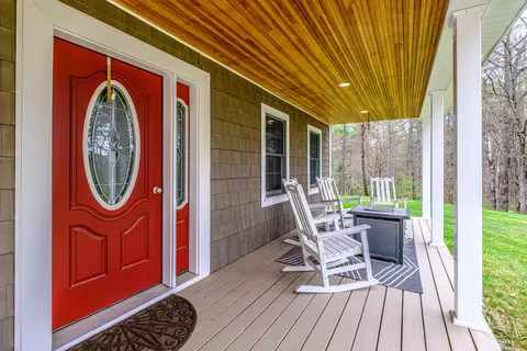 Exterior - 6 Broadway Ave, Naples, ME 04055 photo 3 of 29