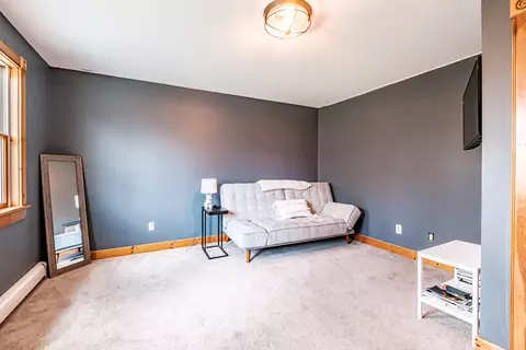 Bedroom - 6 Broadway Ave, Naples, ME 04055 photo 6 of 9