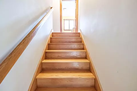 Entry Way - 6 Broadway Ave, Naples, ME 04055 photo 6 of 10