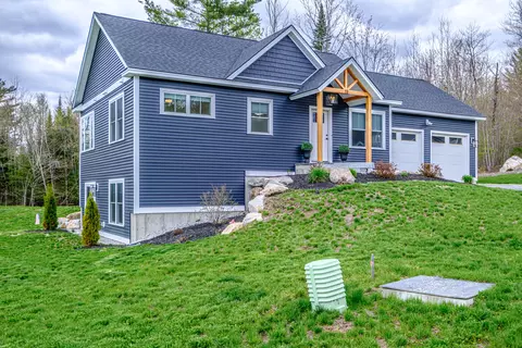 13 Efficiency Way, Bridgton, ME 04009