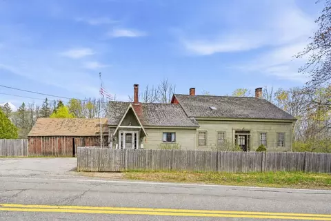 300 W Main St, Waldoboro, ME 04572