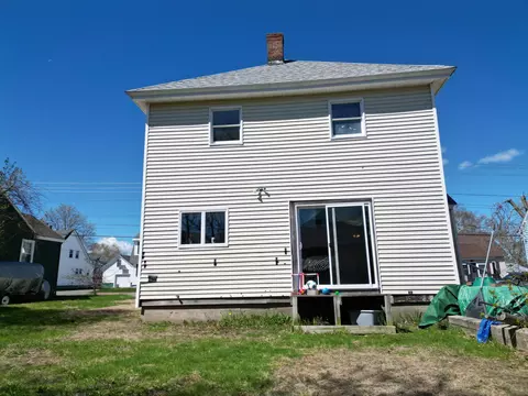 Exterior - 61 Eastland Ave, Millinocket, ME 04462 photo 4 of 5