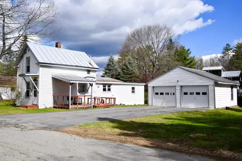 8 Fern St, Madison, ME 04950