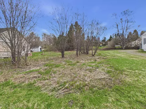 19 Katahdin Ave, Caribou, ME 04736