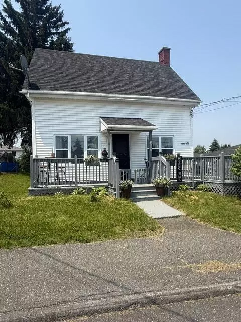 141 12th Ave, Madawaska, ME 04756