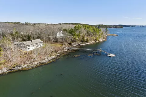 23 Indian Hill Rd, Boothbay, ME 04537