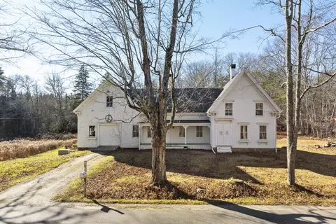 113 Lower Round Pond Rd, Bristol, ME 04539