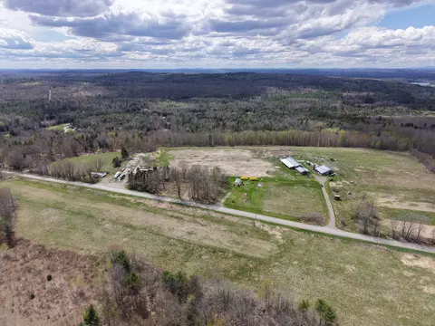 88 Nelson Rd, Vassalboro, ME 04989