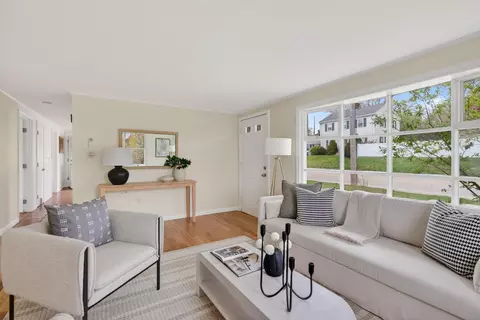 708 Sawyer St, South Portland, ME 04106