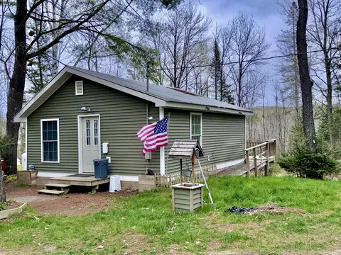 315 Molunkus Rd, Cornville, ME 04976