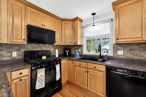 Kitchen - 48 Hemlock Ridge Rd, Chelsea, ME 04330 photo 3 of 5