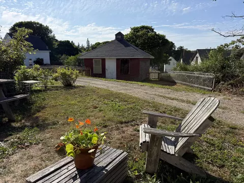 Exterior - 7 Mountain St, Vinalhaven, ME 04863 photo 5 of 5