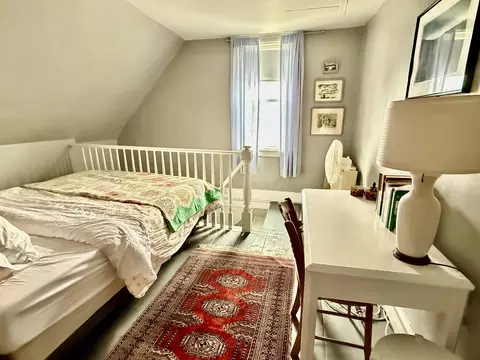 Bedroom - 7 Mountain St, Vinalhaven, ME 04863 photo 6 of 7