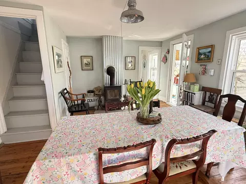 Dining - 7 Mountain St, Vinalhaven, ME 04863 photo 2 of 5