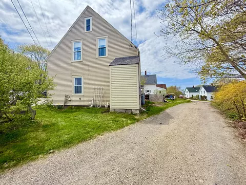 Exterior - 7 Mountain St, Vinalhaven, ME 04863 photo 4 of 4