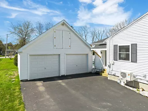 Exterior - 22 Mayflower Rd, Augusta, ME 04330 photo 4 of 9