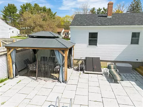 Exterior - 22 Mayflower Rd, Augusta, ME 04330 photo 7 of 9