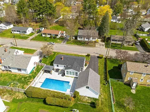View/Area - 22 Mayflower Rd, Augusta, ME 04330 photo 2 of 6