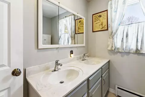 Bath - 22 Mayflower Rd, Augusta, ME 04330 photo 2 of 2