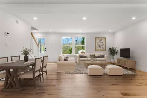 Living - 256 Berwick Rd, Ogunquit, ME 03907 photo 1 of 3