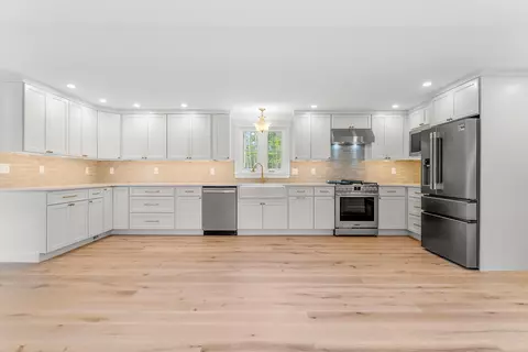 Kitchen - 256 Berwick Rd, Ogunquit, ME 03907 photo 2 of 4